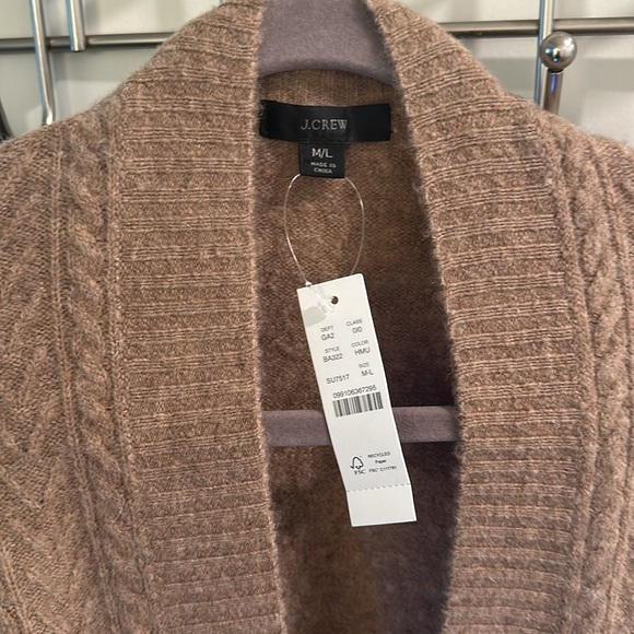 NWT TAN CABLE-KNIT LONG OPEN CARDIGAN
SWEATER SZ:MEDIUM | LARGE - Picture 2 of 9